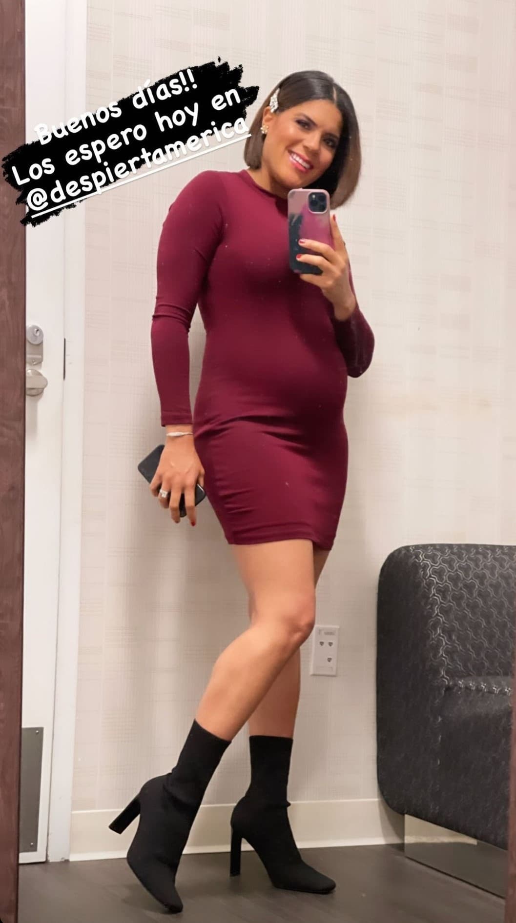 La dominicana luce radiante y, aunque su cuerpo ha sufrido grandes cambios, está gozando todo el proceso para convertirse en madre.