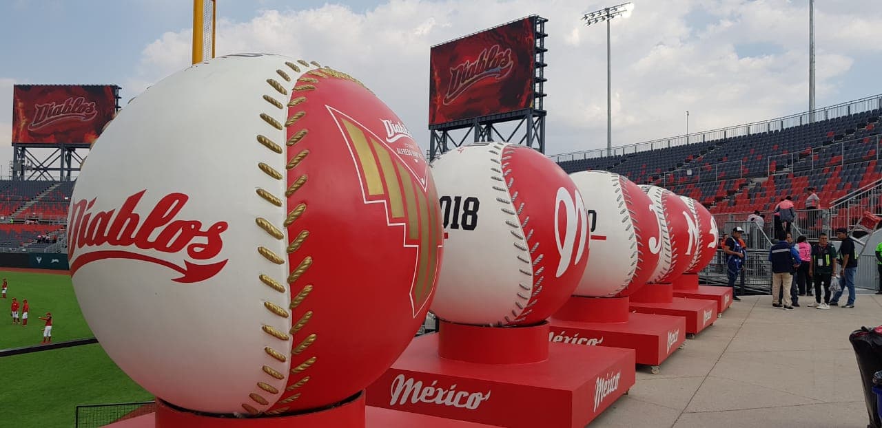 Interior del Estadio Alfredo Harp Helú, nueva casa de los Diablos Rojos del México que es inaugurada este sábado.