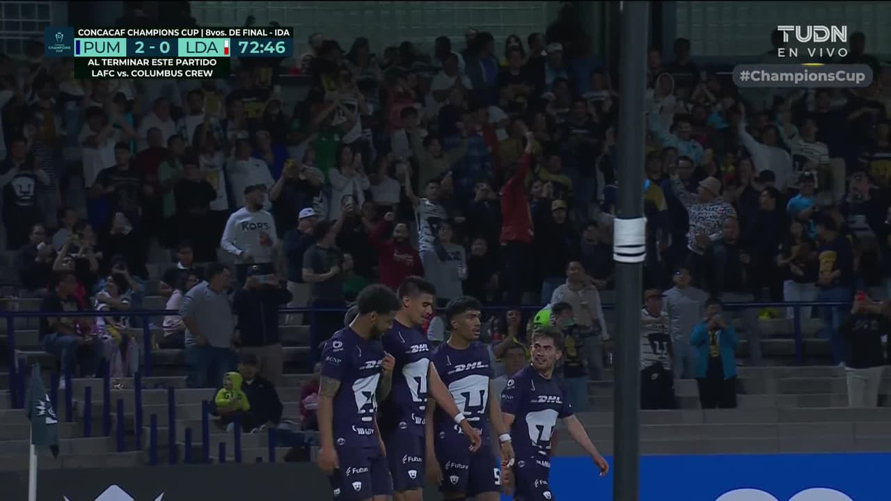 ¡GOL!  anota para Pumas UNAM. Rogelio Funes Mori