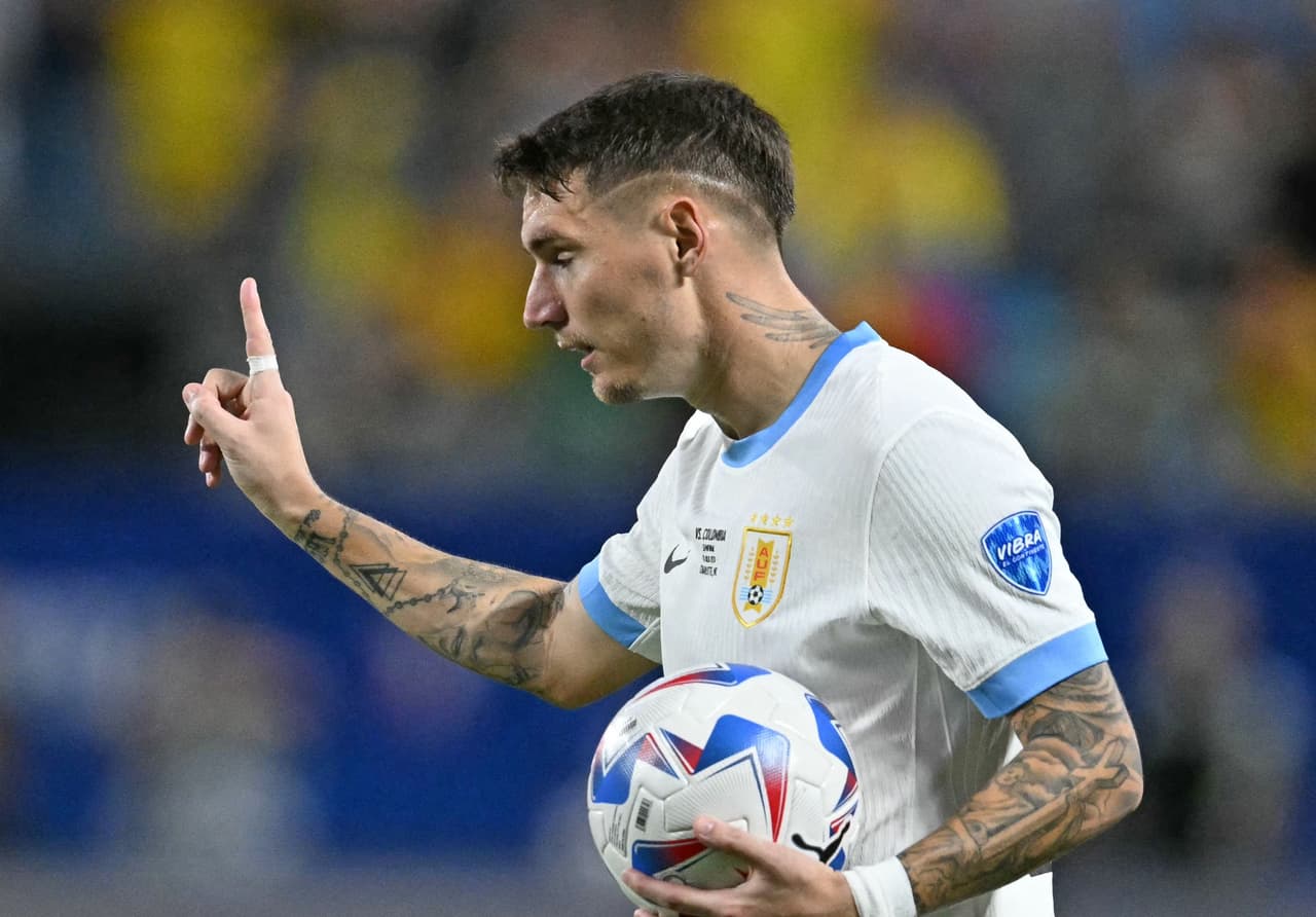 Uruguay pierde a jugador después de bronca con Colombia