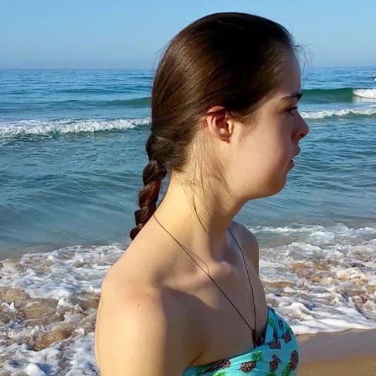 De acuerdo con información de People en Español, Marián debutó como modelo de pasarelas en 2016 y hasta el momento ha trabajado junto a diseñadores de su natal España como Francis Montesinos y Lina Lavín, en la Semana de la Moda de Madrid y Sevilla.