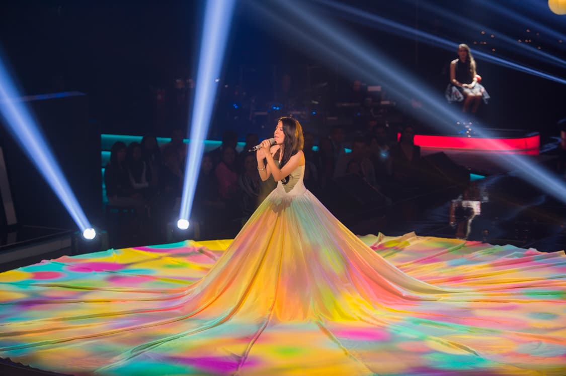 Pero la que indudablemento hizo que cualquiera se puisera romántico y meláncolico fue Ariadna Monsiváis.