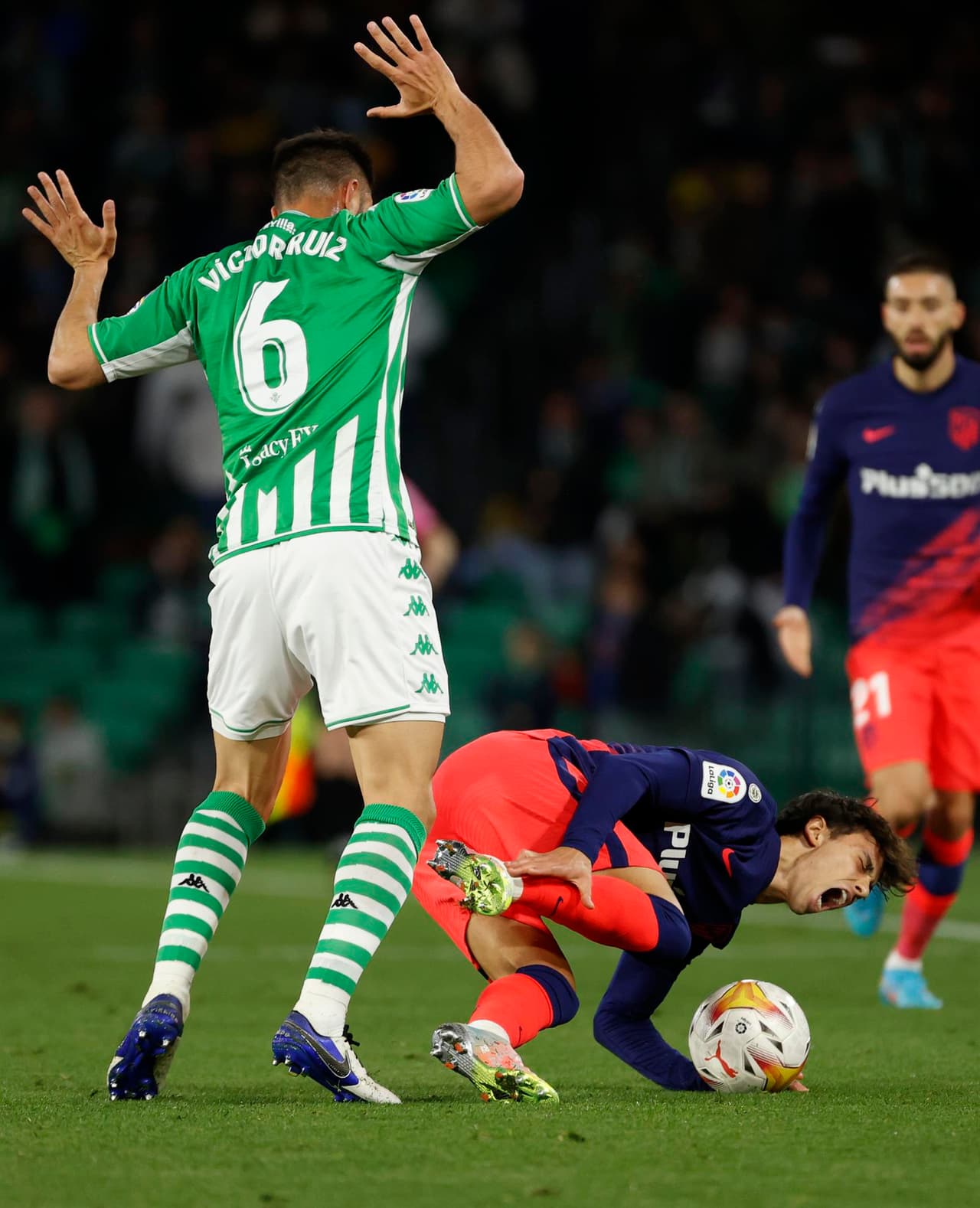 Victoria contudente del Atlético de Madrid ante el Betis con Guardado lesionado