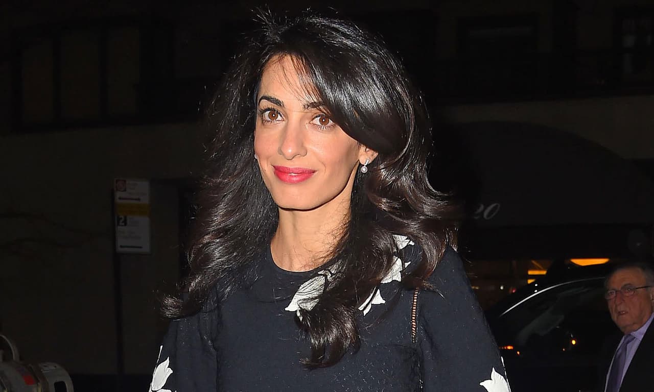 Amal Clooney recibe clases de actuación