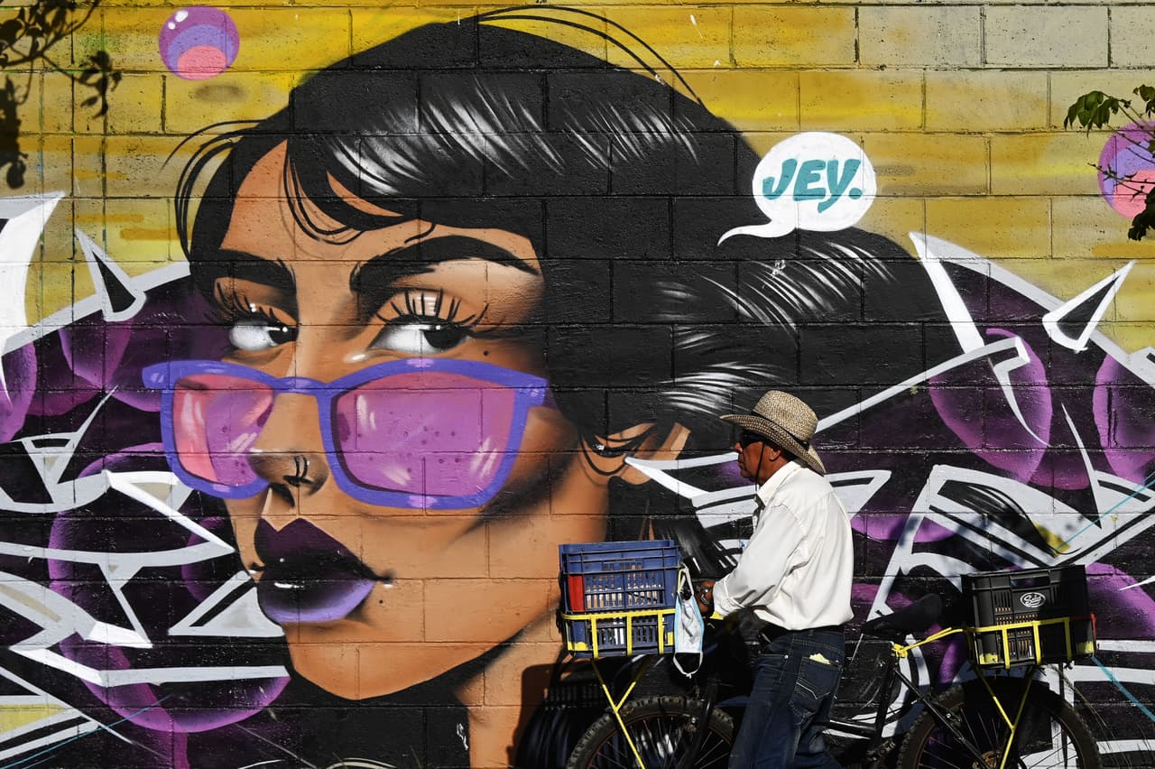 La receta de Bukele contra el coronavirus: medidas drásticas y la promesa de $300 a los afectados