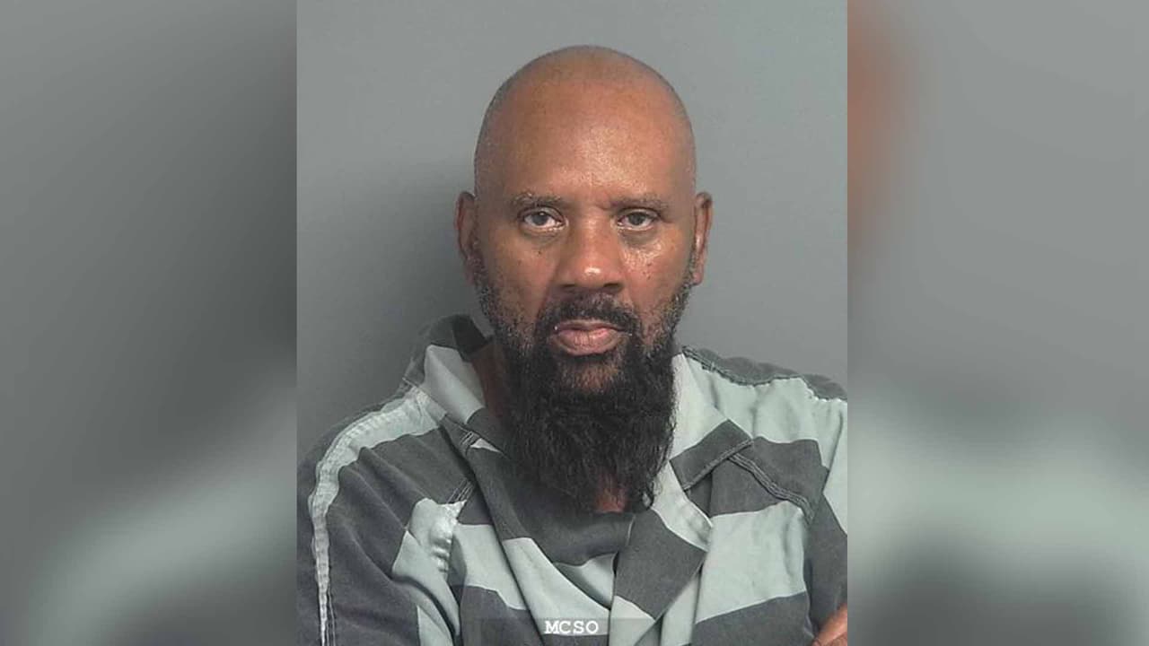 Major Jr. Hood, es buscado por manipulación de evidencia.