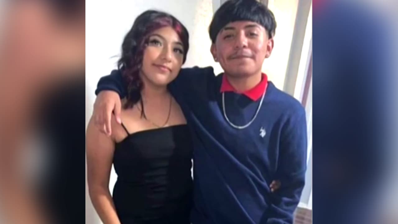 <b>La imprudencia de un conductor deja en luto a una familia hispana: dos hermanos fueron víctimas de un trágico accidente</b>
<br>
<br>En medio del dolor y la tristeza, familiares y amigos despidieron a Crystal y Andrés Pineda, dos jóvenes que murieron luego de que una camioneta los chocara y se diera a la fuga cuando transitaban por una vía a solo pocas cuadras de su casa en Dallas, Texas. Según testigos, el conductor involucrado iba en sentido contrario y a toda velocidad. 
<b>Clic aquí si tiene <a href="https://www.univision.com/shows/primer-impacto/una-madre-implora-encontrar-asesino-hijos-estrello-contra-coche-circulaban-darse-a-la-fuga" target="_blank">información que pueda ayudar a esta familia a dar con el paradero del sospechoso</a></b>.