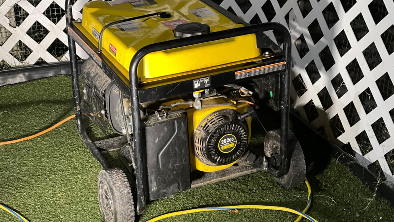 Quienes tuvieron un poco más de suerte lograron conseguir un generador de energía, pero recuerde que debe seguir las reglas estrictas de su uso porque pueden ser peligrosos.