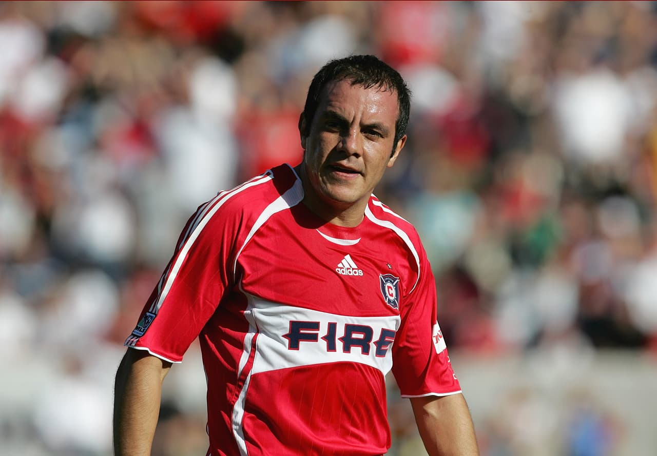 El ex astro del Chicago Cuauhtémoc Blanco usa datos de internet para llegar a la alcaldía 