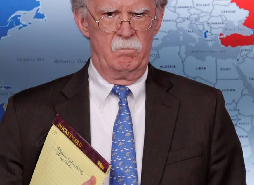 El consejero de Seguridad Nacional del presidente Donald Trump, John Bolton, anunció nuevas sanciones contra Venezuela el 28 de enero y, al descuido, mostró en su libreta de apuntes un mensaje inquietante: "5,000 soldados a Colombia".