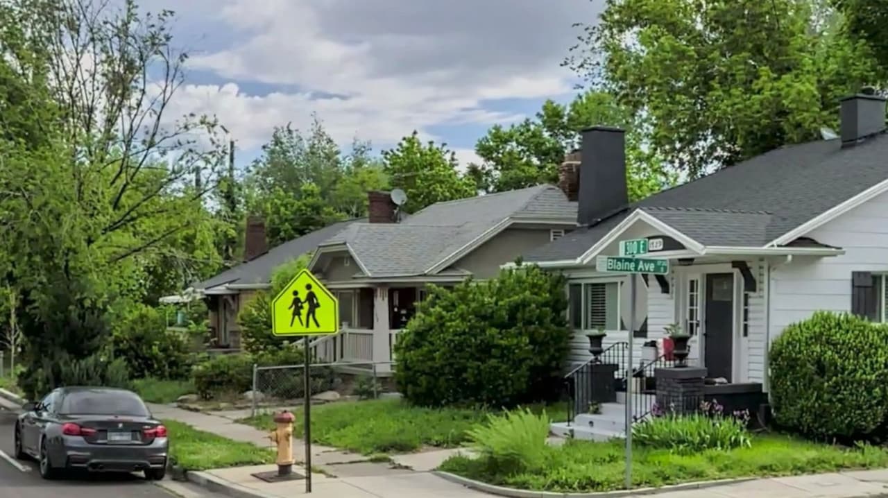 Arrestan a Bently Scow: Hallan un cuerpo envuelto en plástico y bolsas de basura en Salt Lake City