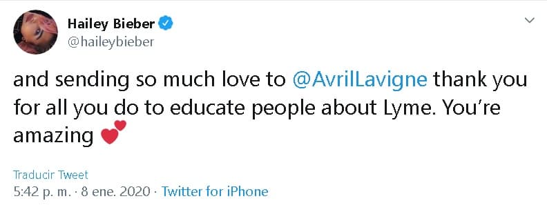 "Envío mucho amor a Avril Lavigne, gracias por todo lo que haces para 
<b>educar a la gente </b>sobre (la enfermedad de) Lyme. Eres increíble".
<br>
