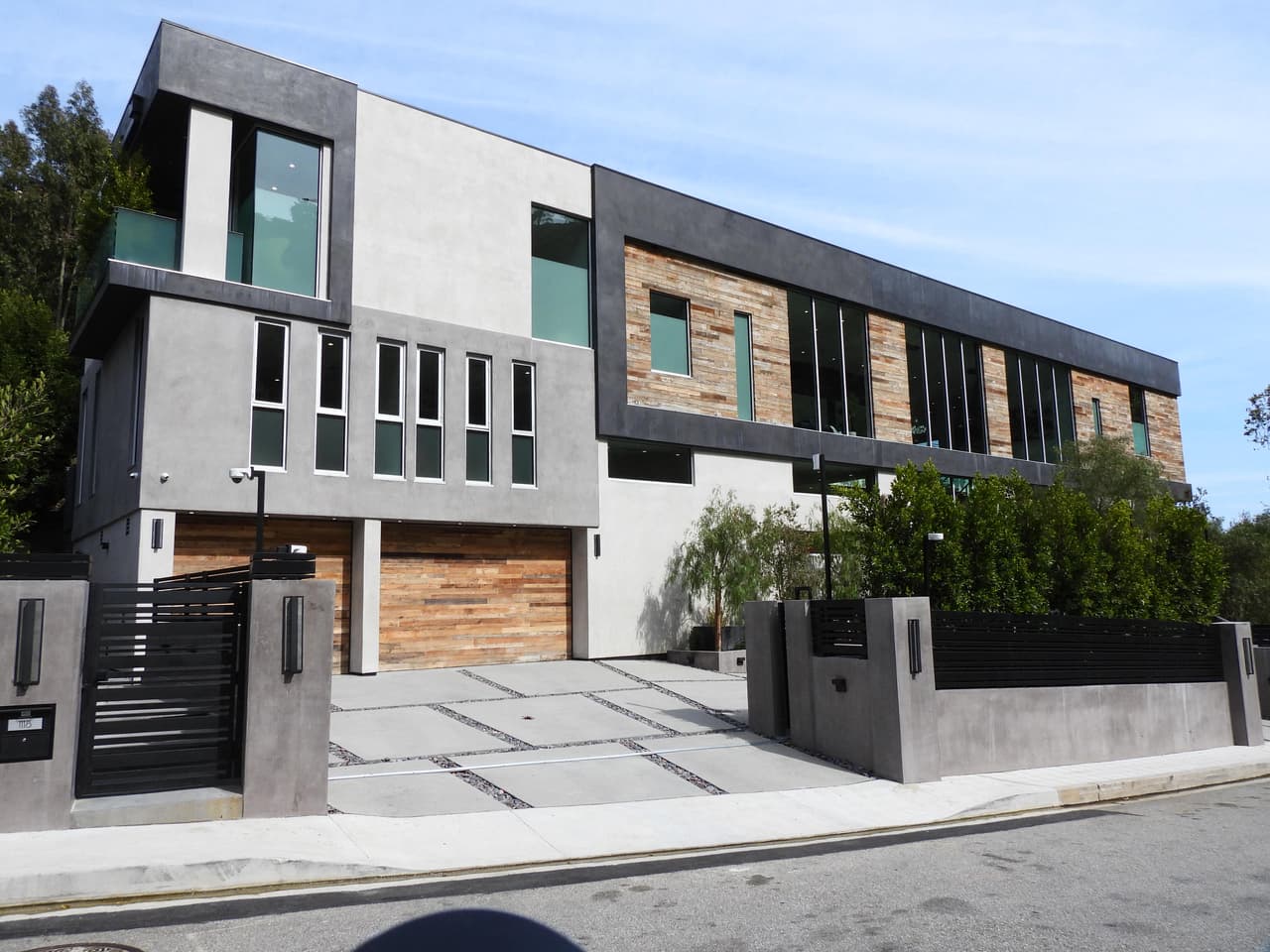 JLo y Ben Affleck visitan mansión en Bel-Air