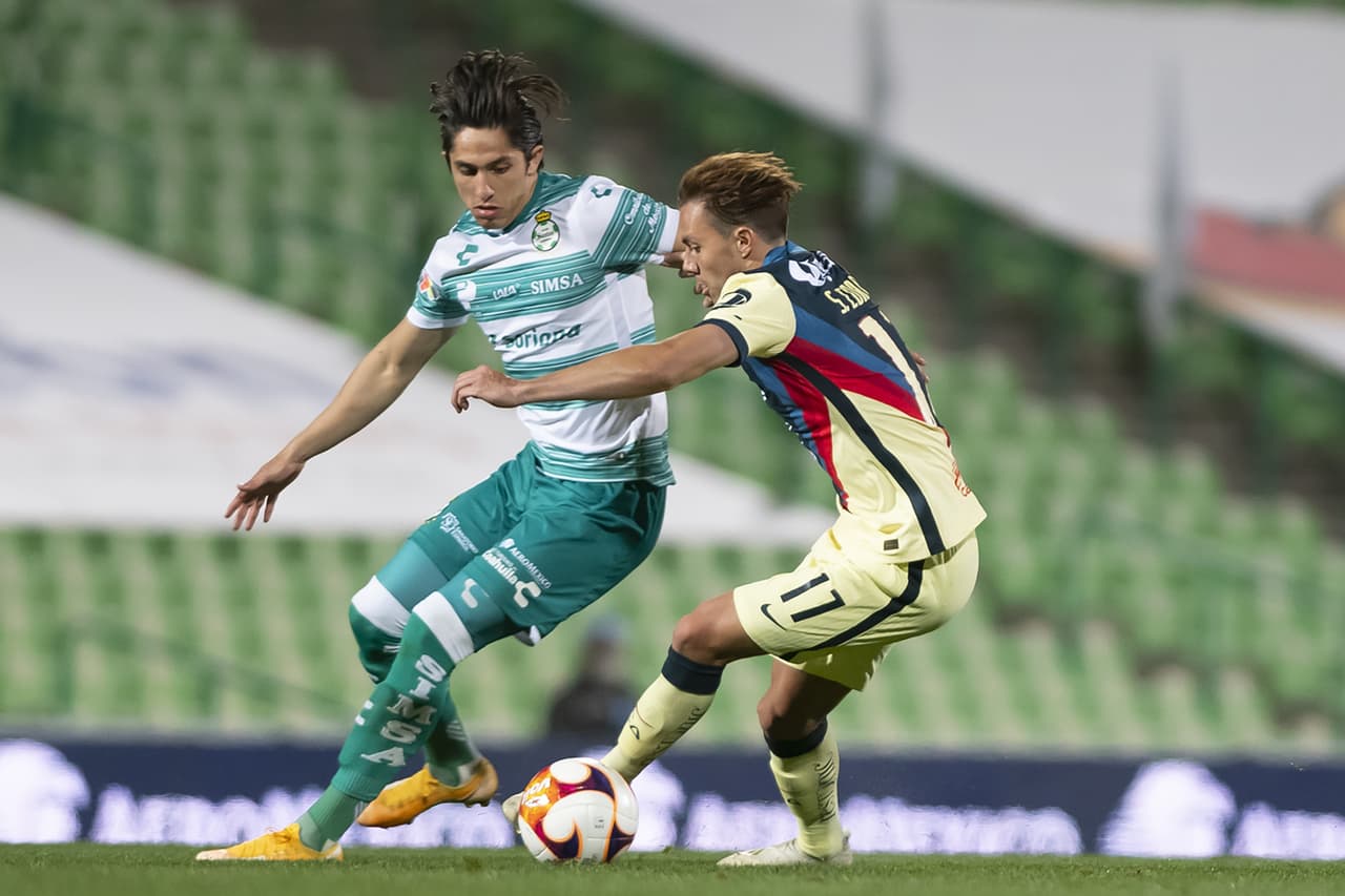 Santos rescató el empate durante los 10 últimos del encuentro ante el América. El primer tanto fue para los azulcremas por parte de Henry Martín al minuto 44, pero fue hasta el minuto 82 cuando Santiago Muñoz logró igualar el marcador durante la J4 del Torneo Guard1anes.