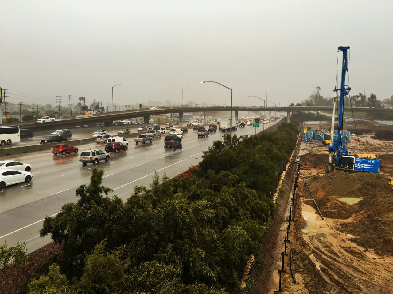 Nueva tormenta dejó fuertes vientos y lluvia en el sur de California