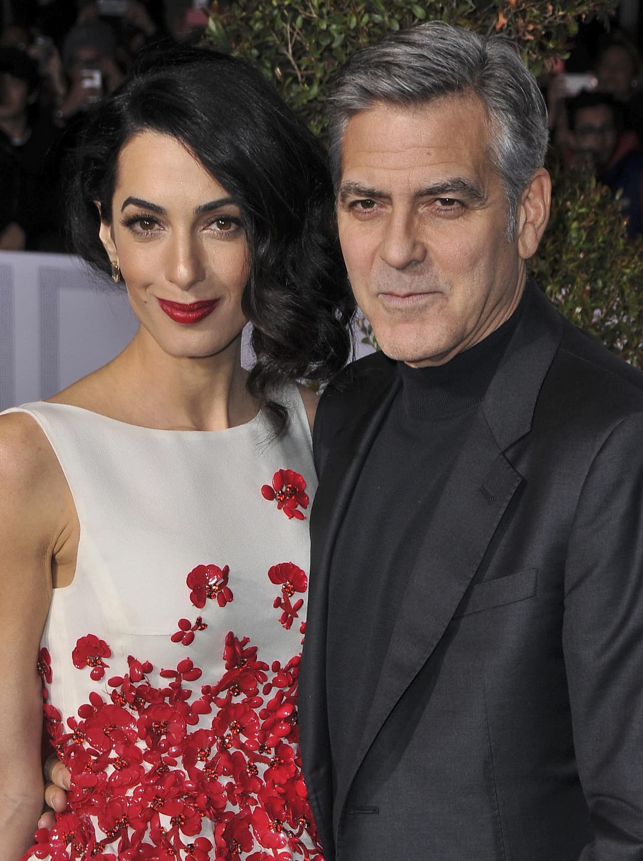 Y los tórtolos parecían más enamorados que nunca.