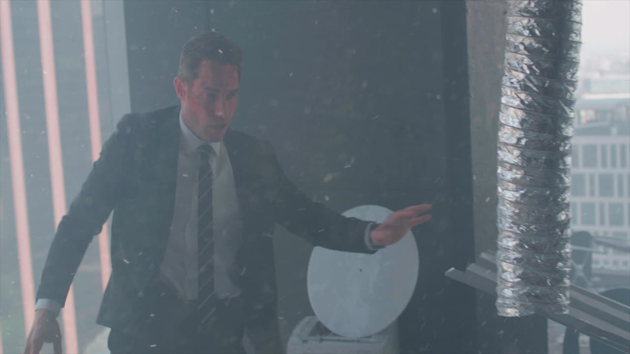 La segunda temporada de El Dragón arrancó con el ataque que Epigmenio Moncada (Roberto Mateos) mandó a hacer con tal de eliminar a su gran enemigo, Miguel Garza (Sebastián Rulli).