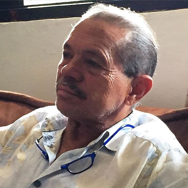 Fue con una serie de fotografías con las que el cantante se despidió y expresó el profundo amor que sentirá toda la vida por su padre. QEPD.