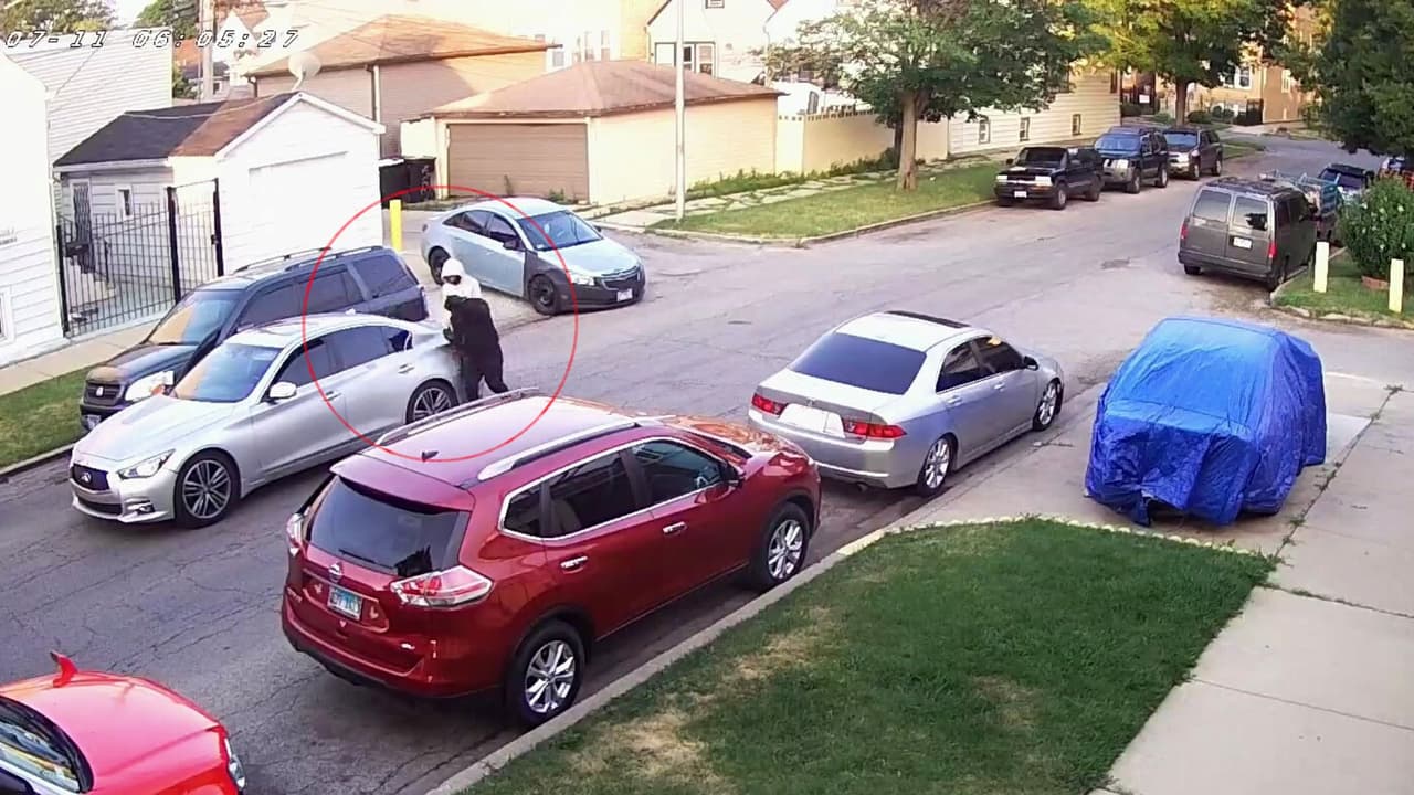 Menor de edad es acusado 11 robos de auto a punta de pistola, 9 de ellos el mismo día