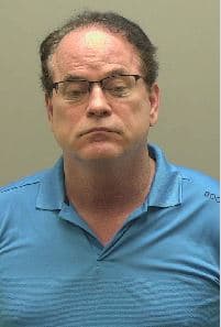 Stephen Francis Forget, de Morrisville, afronta cargos por solicitar prostitución.