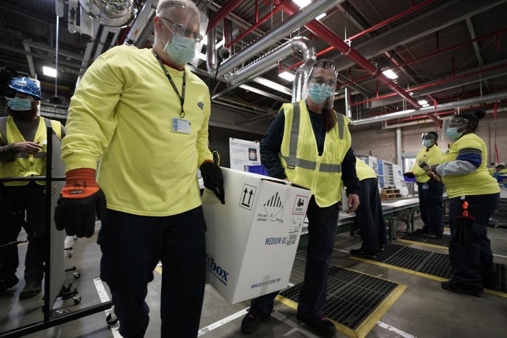 92 países se beneficiarán de la "mayor donación de vacunas de la historia" anunciada por la Casa Blanca