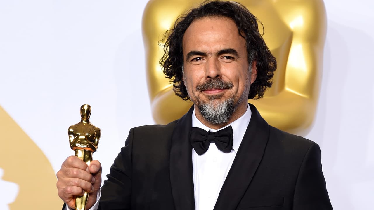 <b>Alejandro González Iñárritu. </b>El productor, cineasta y guionista nacido en Ciudad de México ha sido el único director de cine de origen hispano en ganar dos premios Oscar consecutivos como mejor director. Este reconocimiento, entregado por la Academia de Ciencias y Artes Cinematográficas de Estados Unidos, lo obtuvo en 2015 por la película ‘Birdman’ y en 2016 por ‘The Revenant’.
<br>