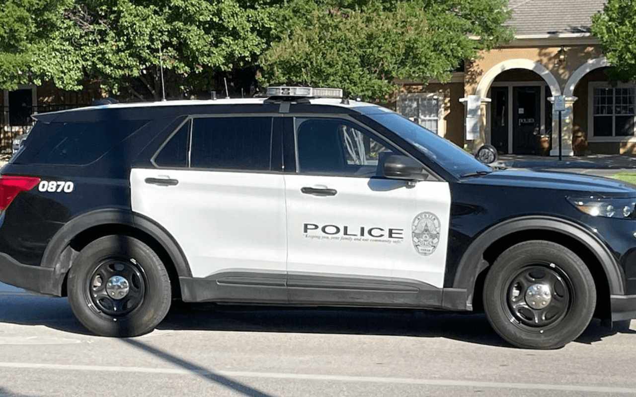 Hombre abatido a tiros por oficiales de Austin había llamado al 911 antes de dispararles 