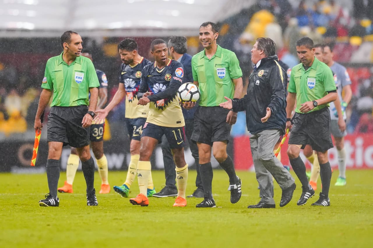 América no se encontraba en la cancha y todo seguiría gris para ellos en el Azteca.
