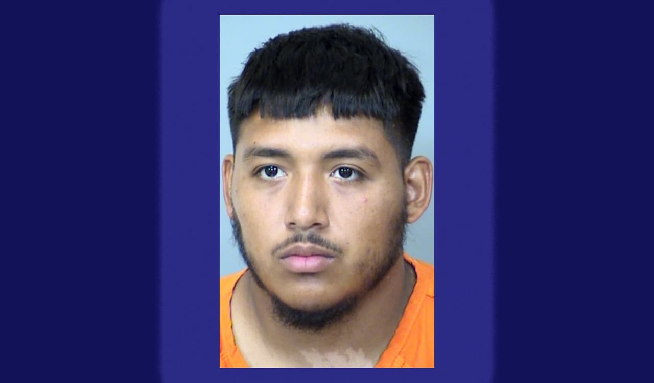 Una adolescente de 15 años muere en Phoenix por el disparo de un familiar que limpiaba su arma