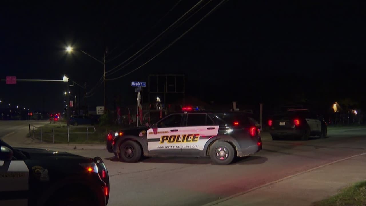 Al menos 30 disparos impactan vivienda al suroeste de San Antonio, dejando a una mujer herida