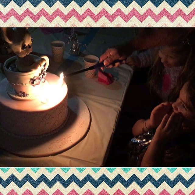 Es la princesita de mamá.