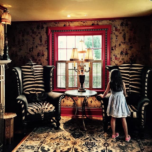 Sabrina y Thalía viven un hermoso cuento de hadas.