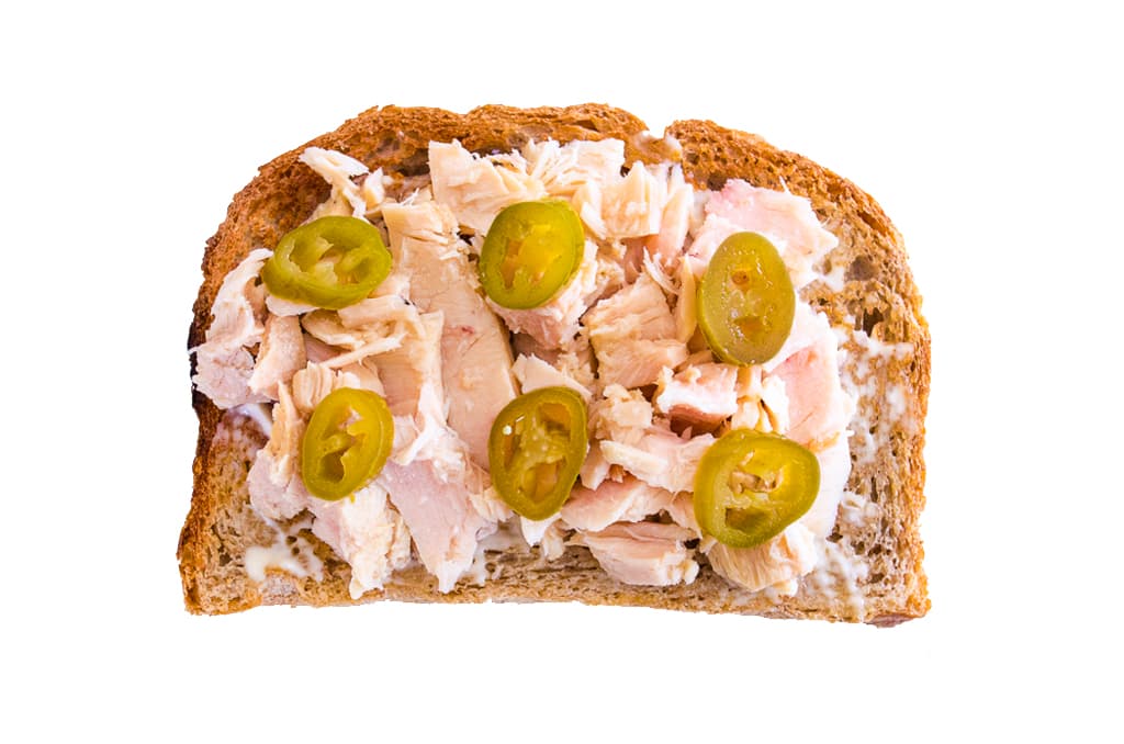 5. Mayonesa, atún blanco y chiles jalapeños.