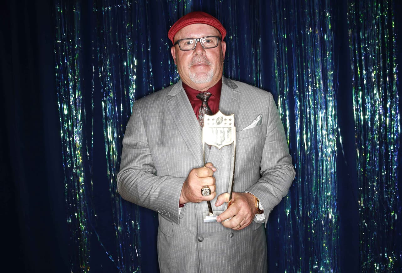 Dan Fridman: Bruce Todopoderoso