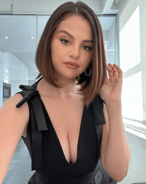 <b>#3 Selena Gómez</b>
<br>En 2015, Selena Gómez hizo público que padece lupus, una enfermedad autoinmune que en 2017 complicó su salud a tal grado que tuvo que someterse a un trasplante de riñón.