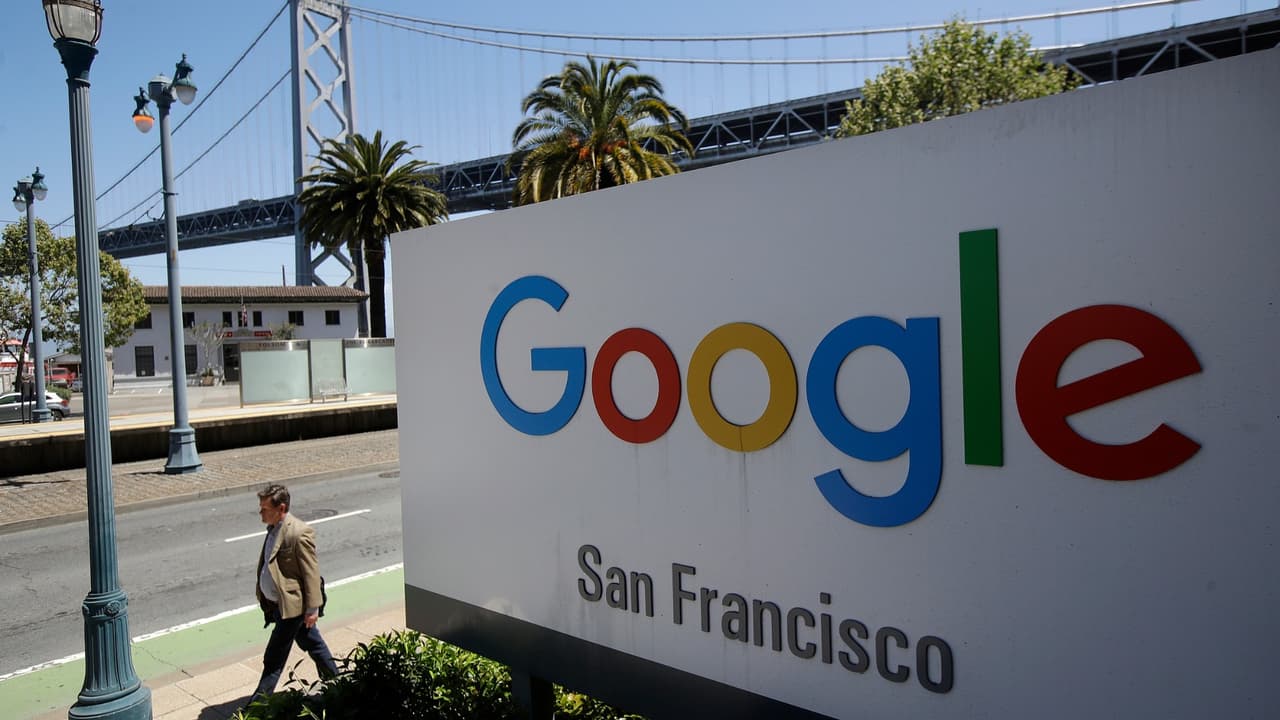 Cuatro exempleados alistan demanda donde acusan a Google de despedirlos por su activismo