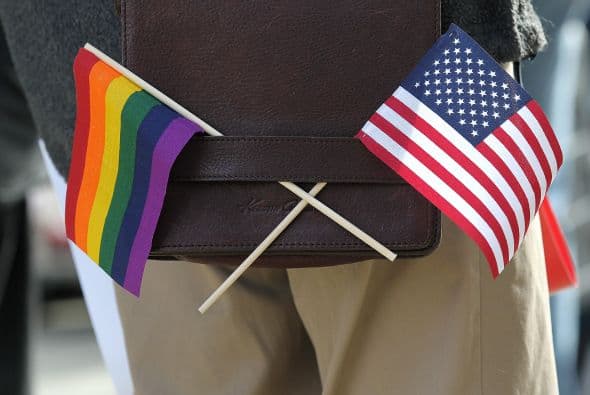 Paxton pide revisar fallo sobre matrimonios gay en Texas