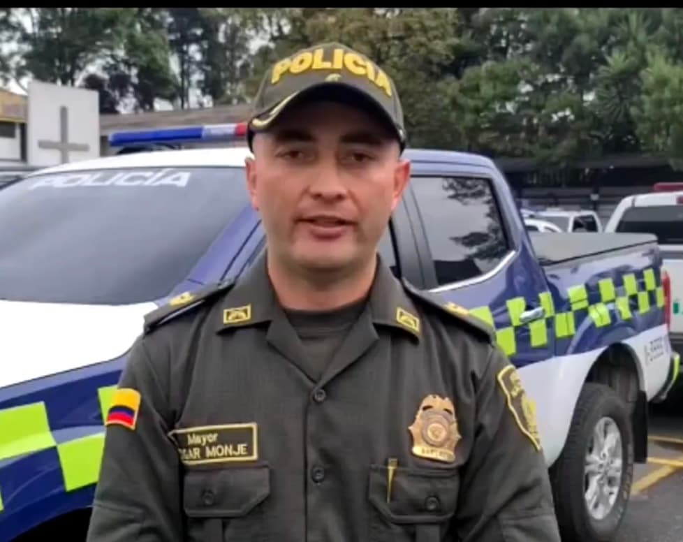 Cuando la policía arribó al lugar, los uniformados supieron que Ortega cuidaba 13 niños en su casa.
<b>“La pequeña fue trasladada a un centro de salud</b> para que fuera atendida de los traumatismos muy severos que padecía”, dijo el Mayor Edgar Monje, del Departamento de Policía Infancia y Adolescencia.
<br>