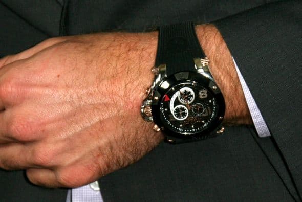 Al punto que su protagonista, llegó soltero y se va de la misma forma.