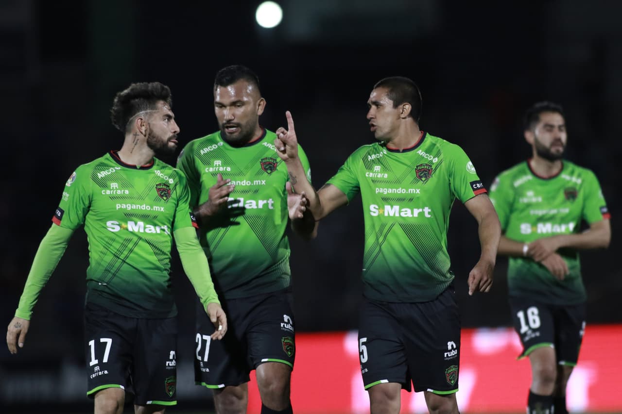 Los Bravos se fueron al descanso sin goles en contra a pesar del asedio de La Máquina.