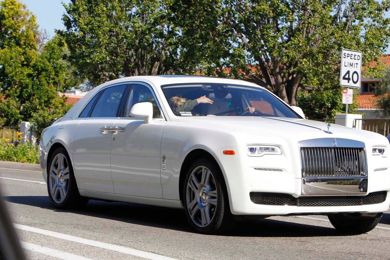 ¡Respeta el límite de velocidad, chica!