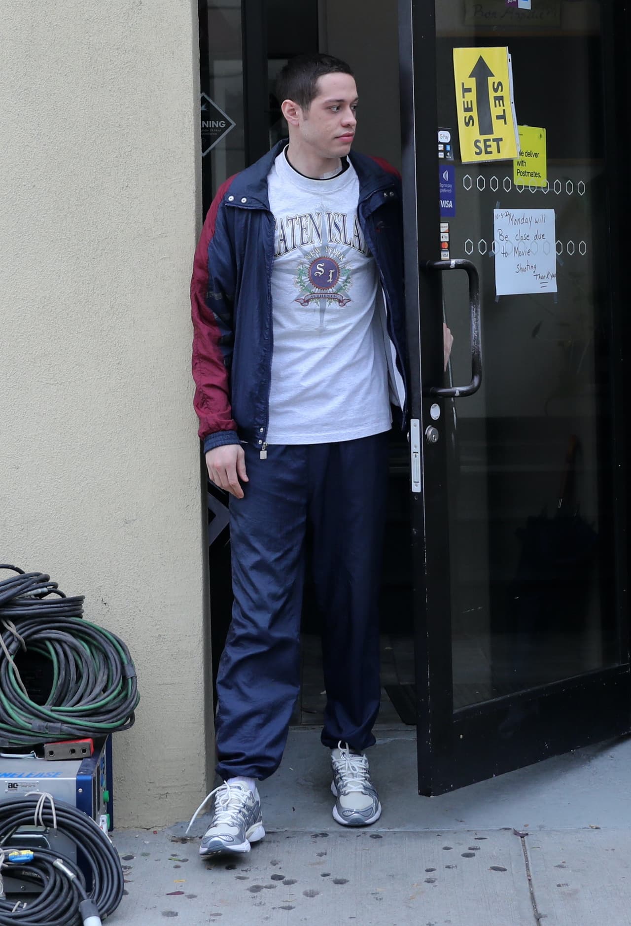 En una de sus declaraciones (mientras aún era novia de Pete) mencionó que la leyenda sobre su cuerpo 'Mi chica es abogada' era su preferida.