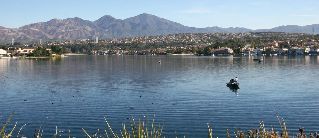 <b>Mission Viejo</b>, en el condado de Orange, se ubica en el lugar 17.
<br>
<br>
<b>Población:</b> 96,928
<br>
<b>Salario promedio: </b>$107,988
<br>
<b>Tasa de crimen violento: </b>1.04 por cada mil habitantes
<br>
<b>Tasa de crimen a la propiedad: </b>10.00 por cada mil habitantes
<br>