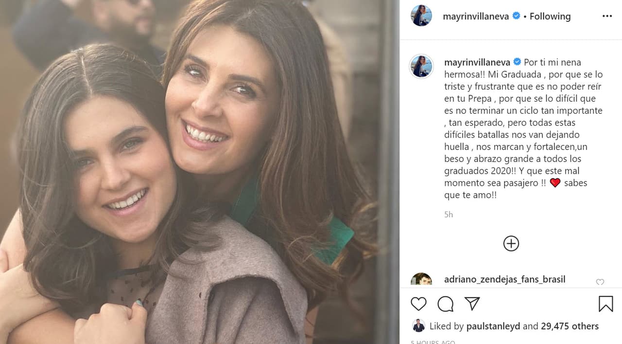 "¡Por ti mi nena hermosa! Mi graduada, porque 
<b>sé lo triste y frustrante</b> que es no poder reír en tu prepa", escribió Mayrín Villanueva este miércoles 8 de abril en Instagram junto con 
<b><a href="https://www.instagram.com/p/B-tS67bpbIu/" target="_blank">esta foto. </a></b>
<br>
