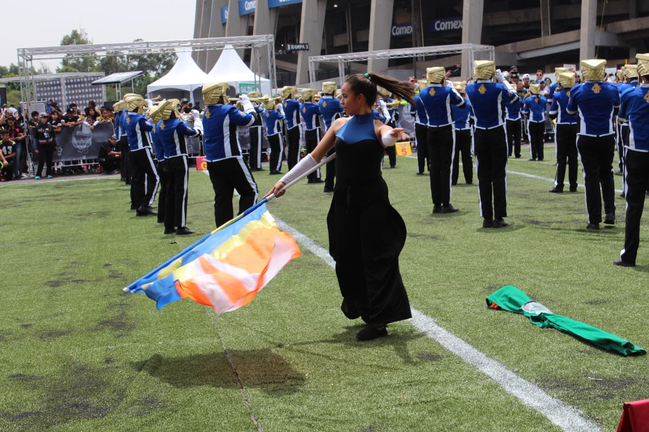 Te invitamos a disfrutar de las mejores imágenes de la visita de los Raiders al 'Coloso de Santa Ursula' promocionando el juego del próximo 21 de noviembre ante los Houston Texans.