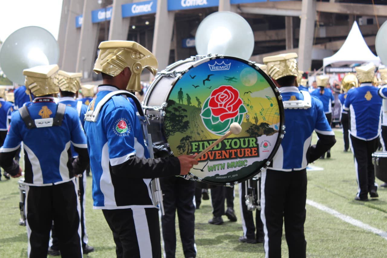 Te invitamos a disfrutar de las mejores imágenes de la visita de los Raiders al 'Coloso de Santa Ursula' promocionando el juego del próximo 21 de noviembre ante los Houston Texans.