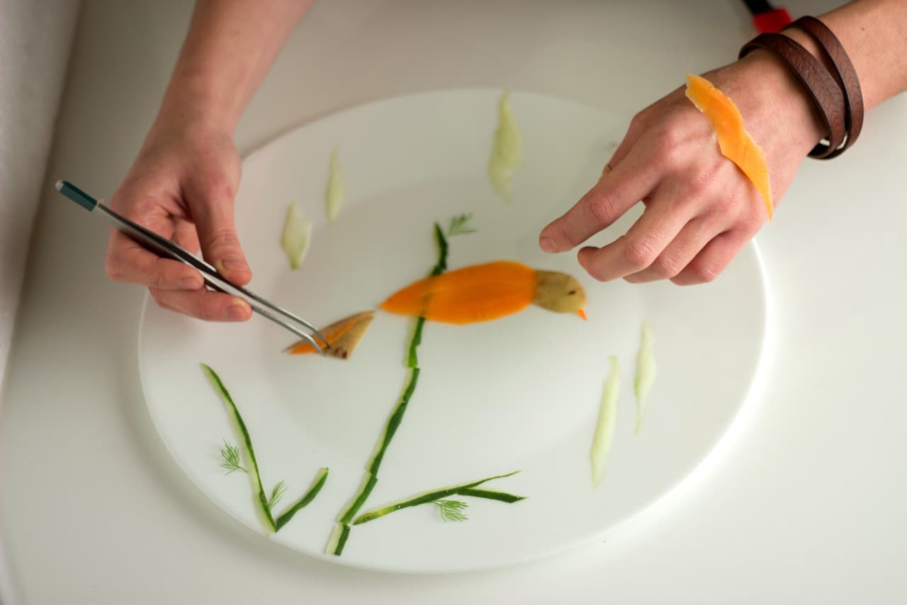 Su nombre es Anna Keville Joyce y vive en Buenos Aires, Argentina, aunque también pasa algunas épocas en Nueva York.