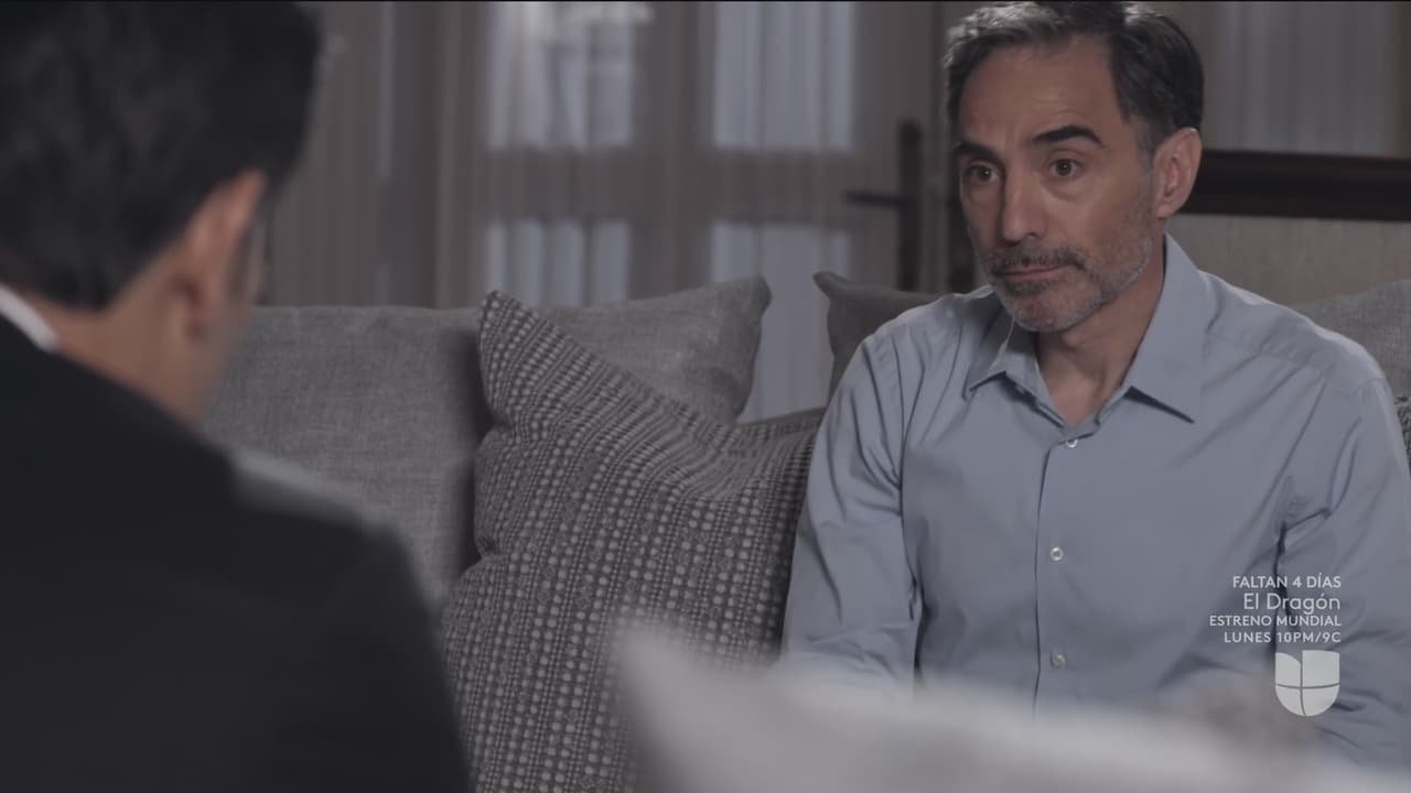 El psiquiatra alertó al presidente, pues aseguró que Paola podía padecer de personalidad múltiple y le recomendó internarla.