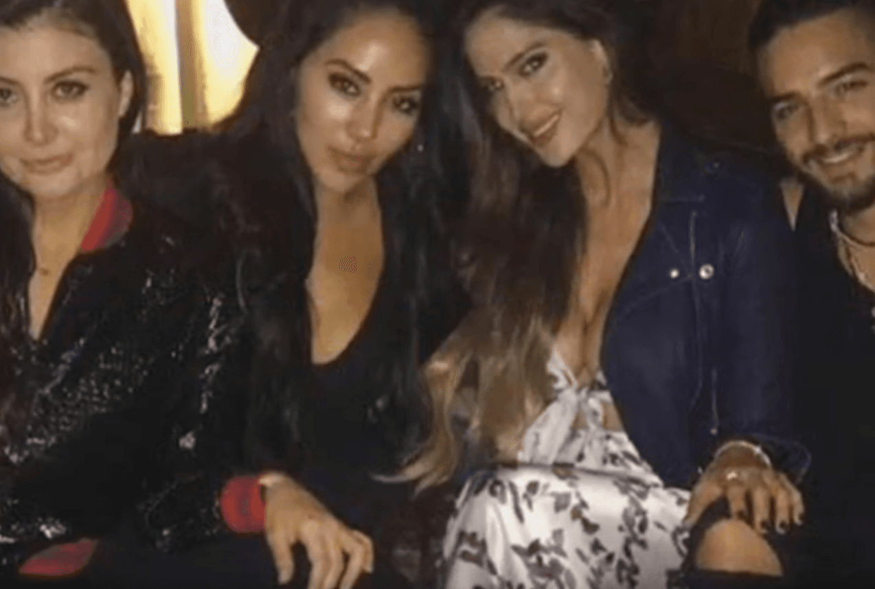 Además, fueron captados juntos disfrutando en lo que pudiera ser una discoteca.