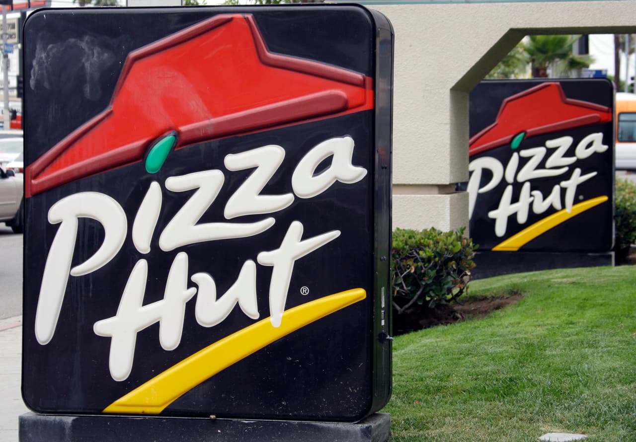 Pizza Hut se disculpa por una publicidad que usó imágenes de presos palestinos en huelga de hambre